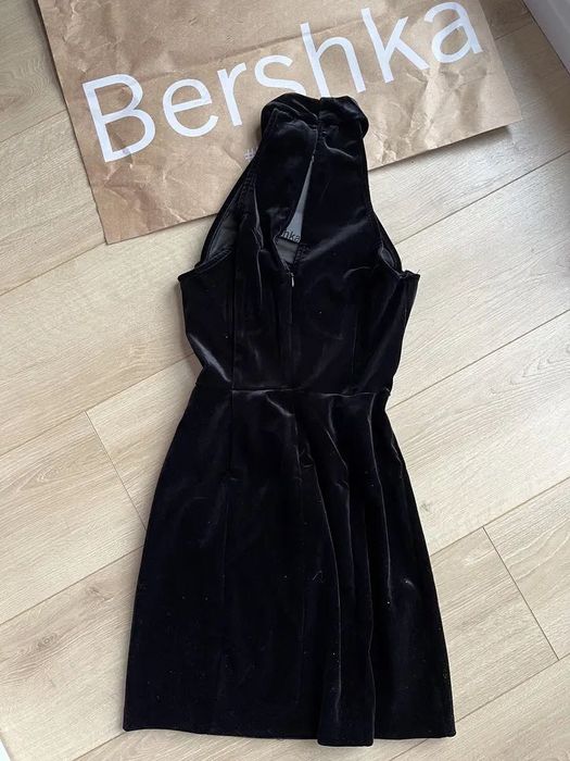 Bershka viral gorsetowa sukienka czarna krótka  aksamit tiulowa sexy M