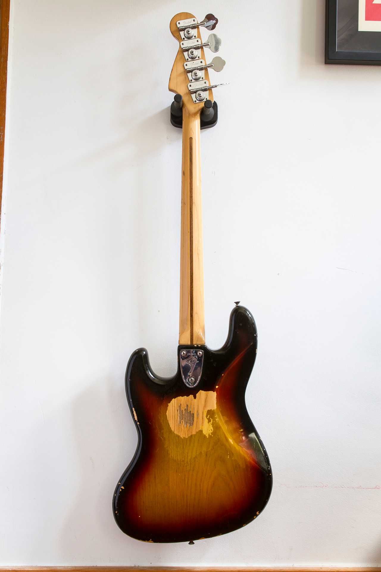 1976 Fender Jazz Bass sunburst CBS bloki
