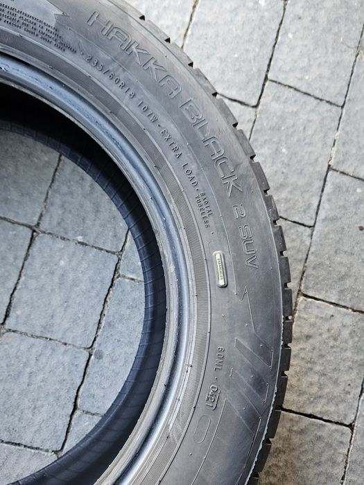 Opony 235x60x18 używane