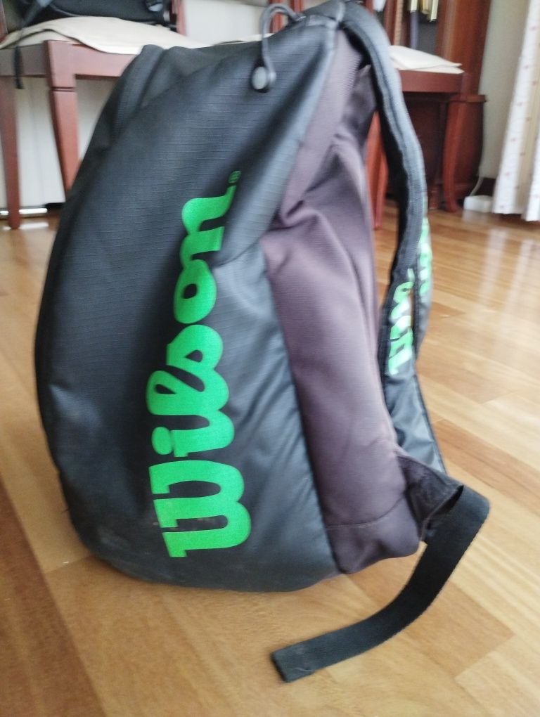 Saco de tenis Pacific; Mochila Wilson