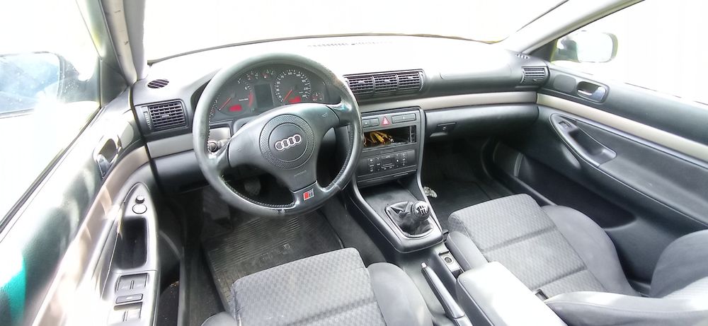 Audi A4 B5 kombii 2.4 V6 lpg na części Lz9w