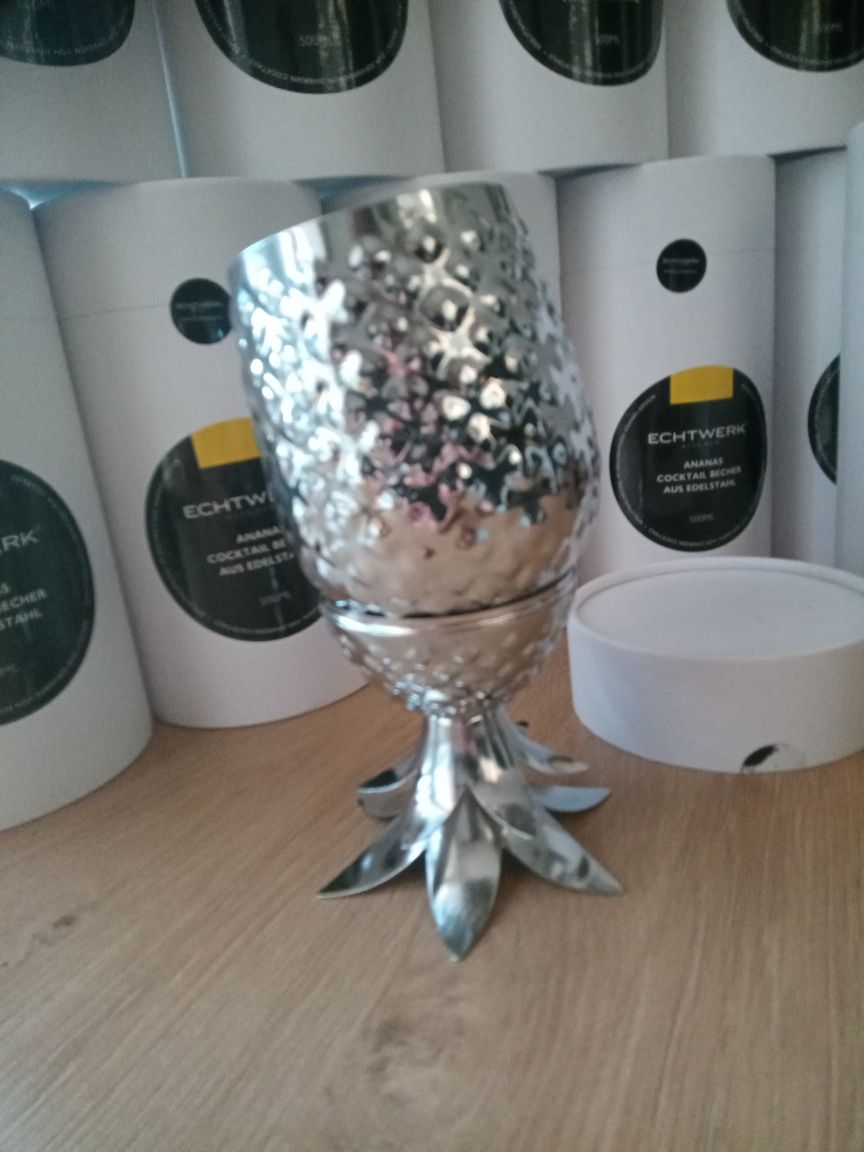 Metalowy puchar do lodów drinków ananas