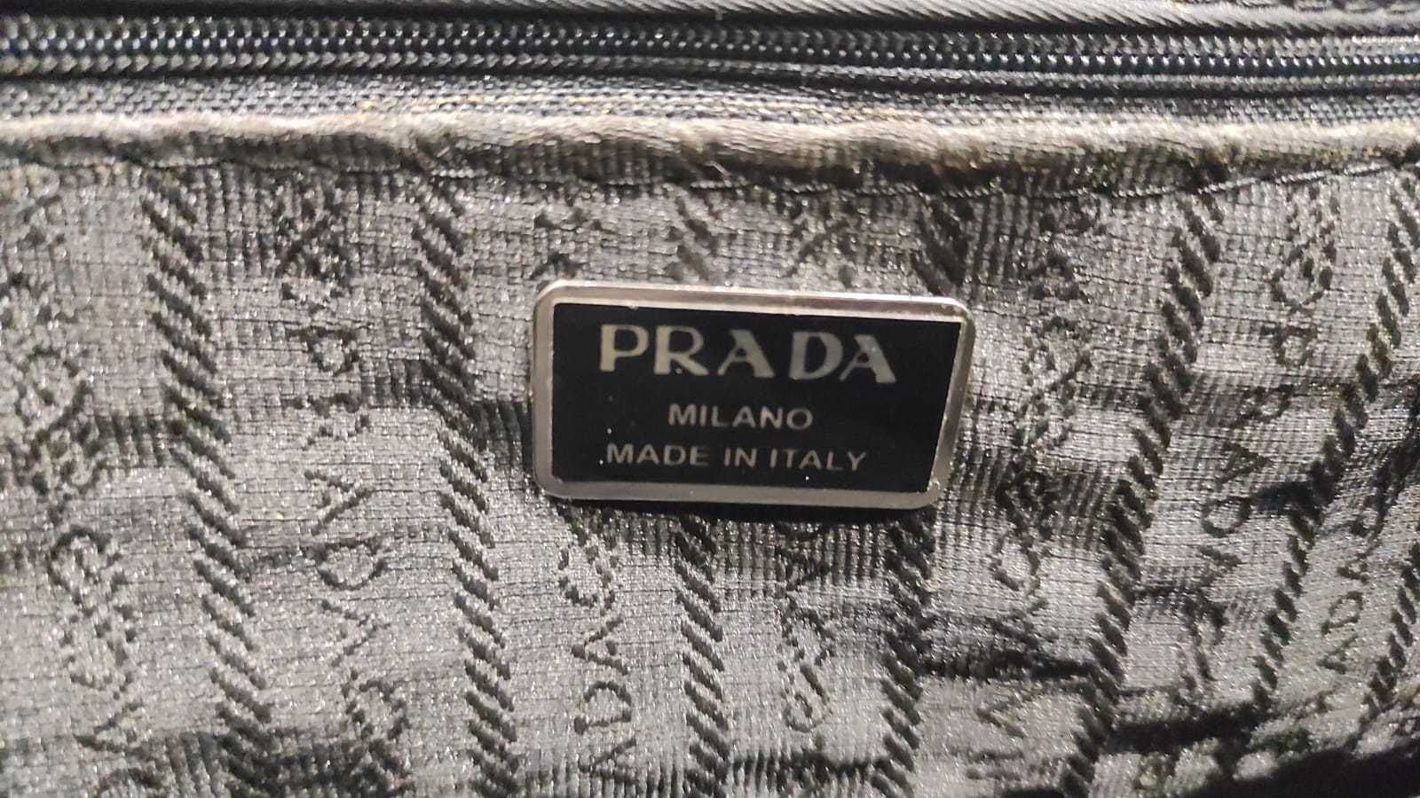 Сумочка Prada Італія