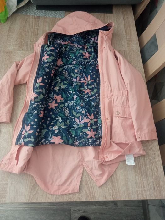 Kurtka z kapturem dla dziewczynki 3w 1.