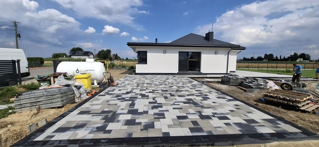 Układanie kostki brukowej Brukarstwo