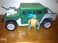 Carro Tartarugas Ninja+ 2 tartarugas : Leonardo e Donatello.