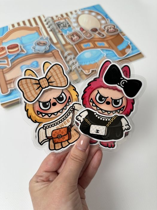 Альбом на липучках Labubu