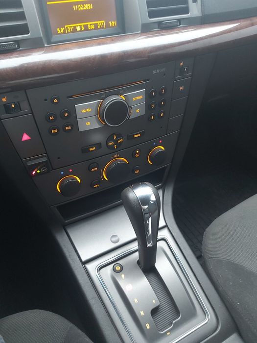 Опель Вектра ц 2005    2.2