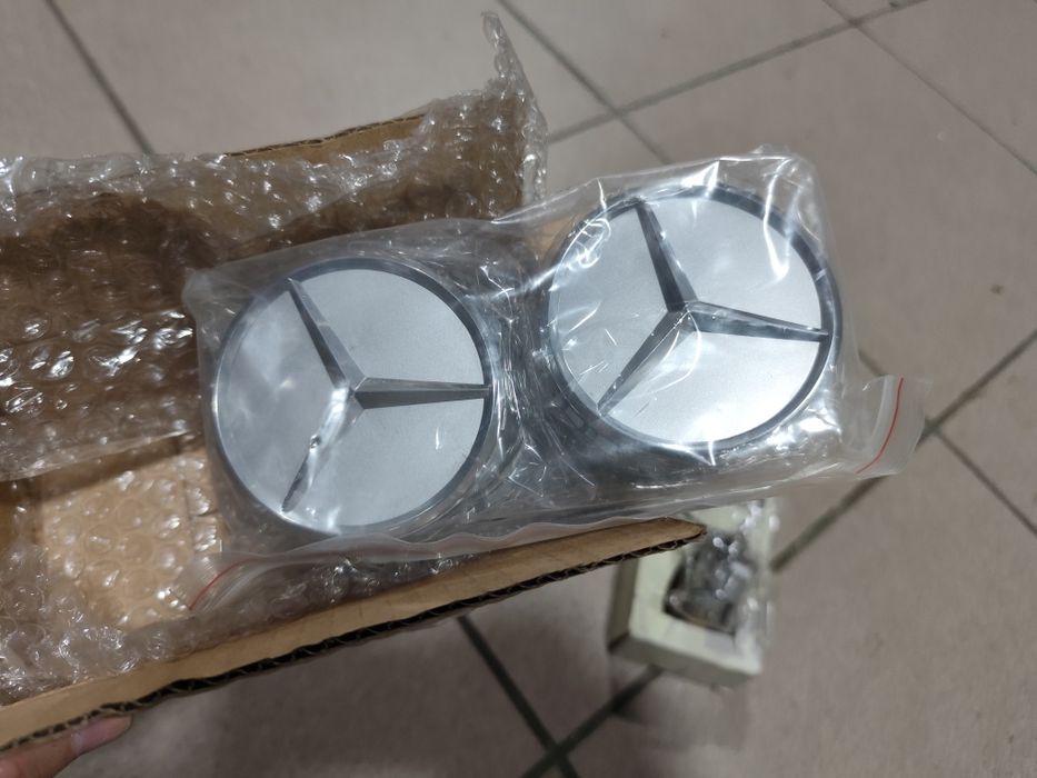 4 Centro de Jantes Mercedes - Rigorosamente Novos!