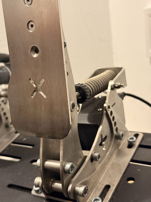 Pedały / Manipulatory - Girro Sim Pedals Pro XR - Simracing