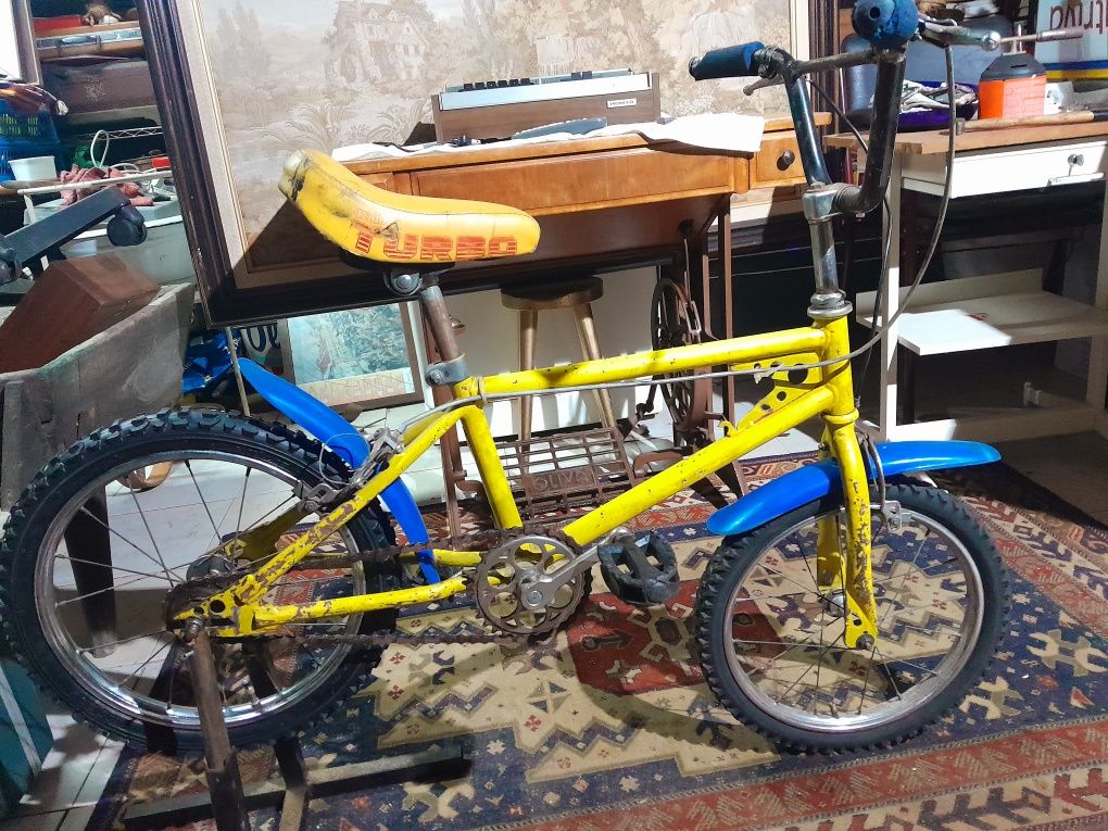 Antiga BMX roda 16 esmaltina