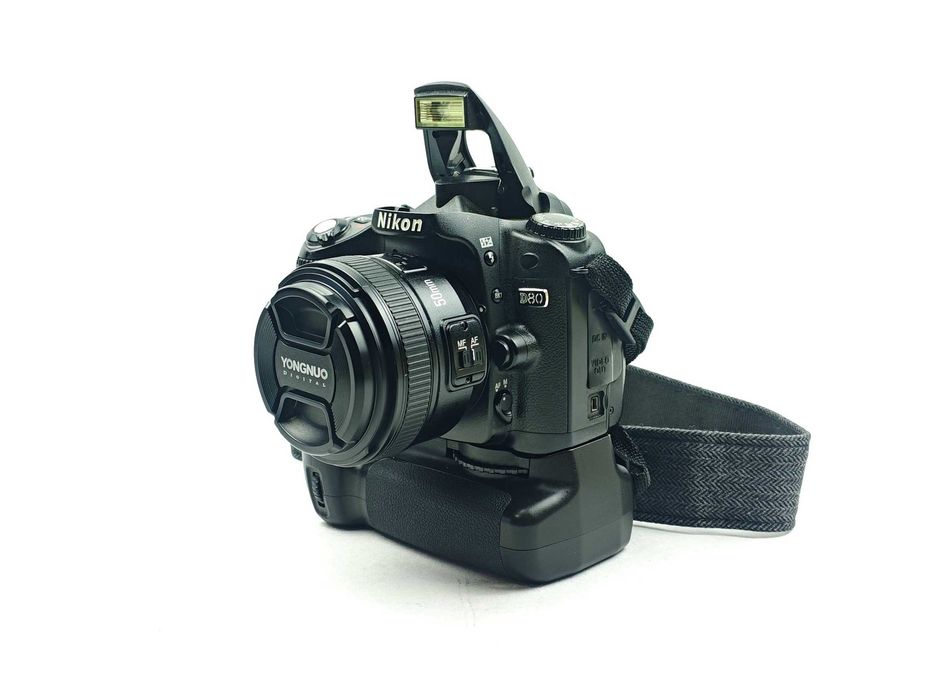 Дзеркальний фотоапарат Nikon D80 16Gb + Yongnuo 50mm f:1.8 + бат. блок