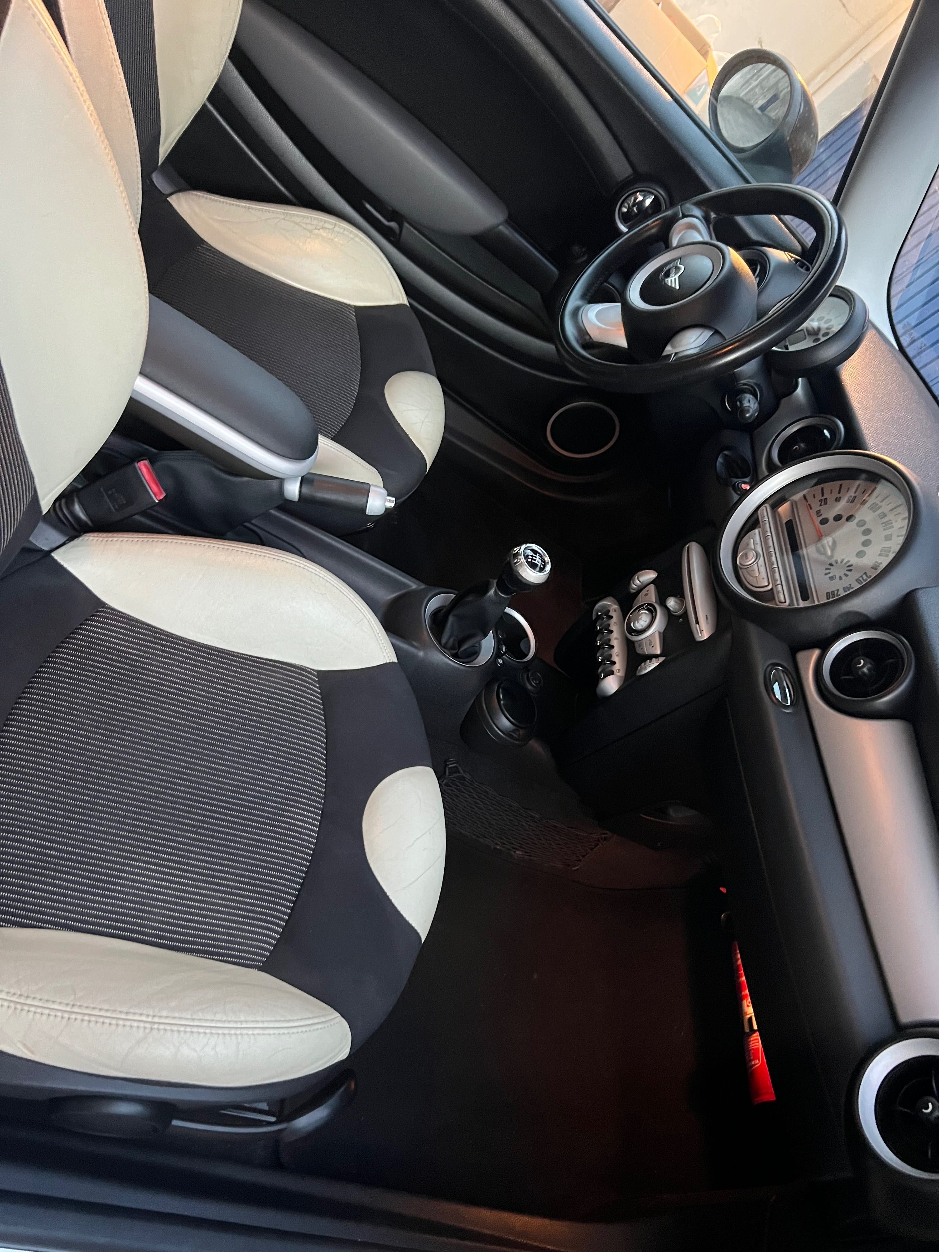 Mini Cooper D 1.6