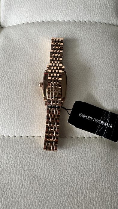 Sprzedam nowy oryginalny damski zegarek Emporio Armani