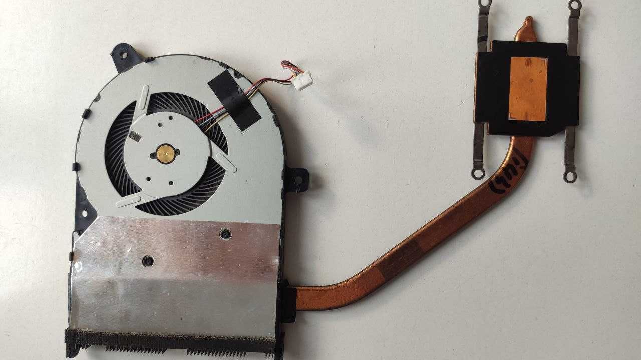 Chłodzenie Delta NS85B01-17A02 DC5V 0.50A (wentylator + radiator)