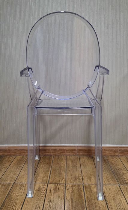 Conjunto 4 cadeiras + mesa