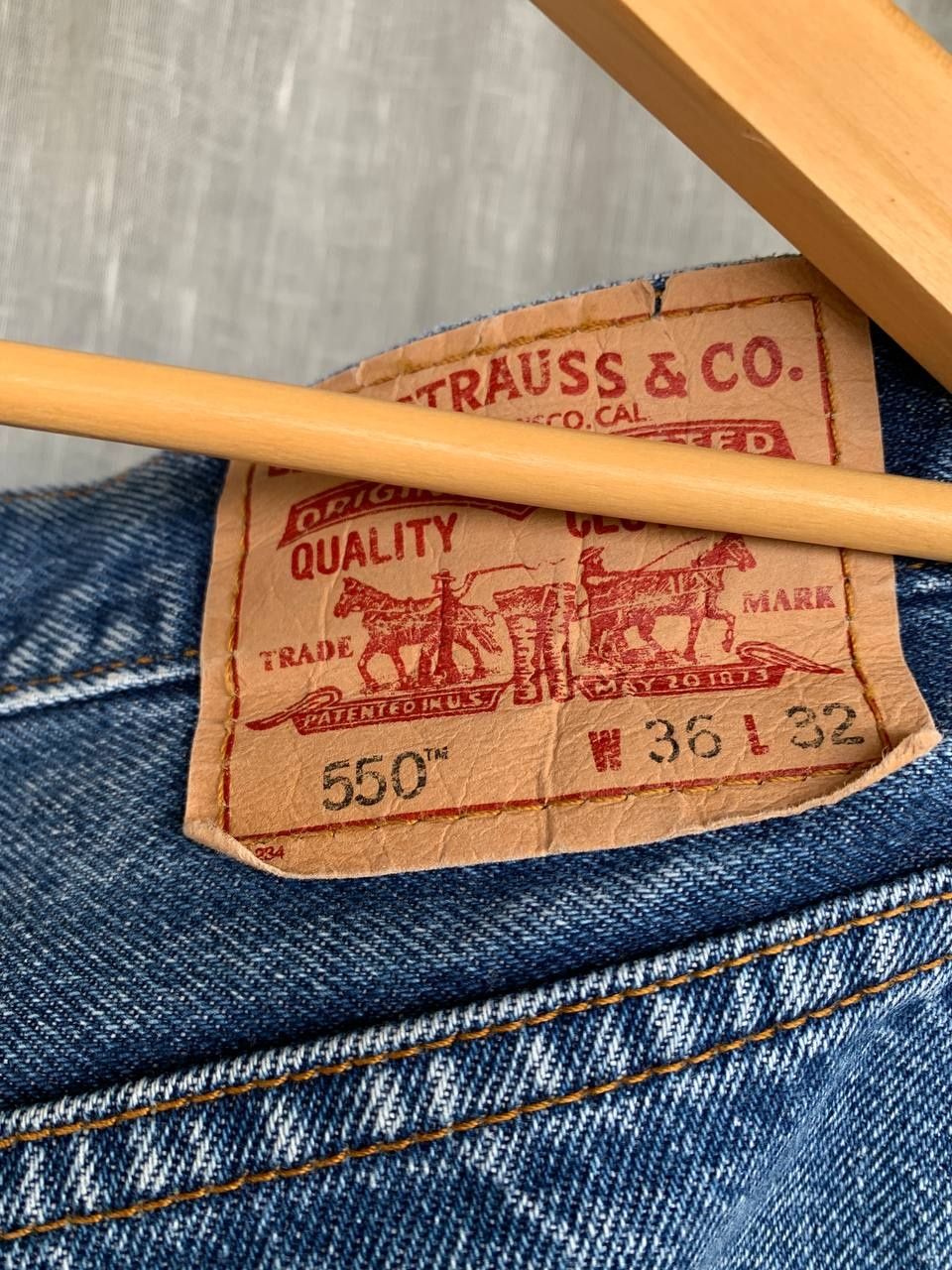 Levis 550 relaxed fit