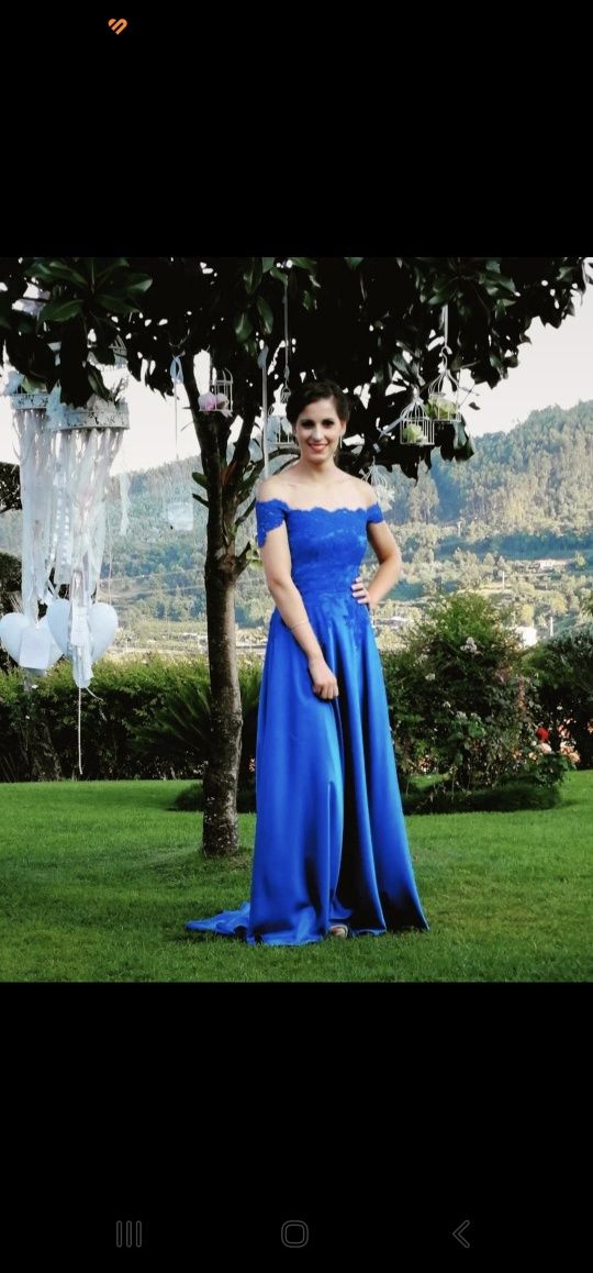 Vestido Azul com renda