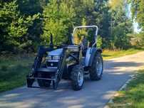 Ciągnik traktor EuroTrack F40 - II z turem ładowaczem czołowym