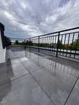 Balustrady szklane malowane proszkowo panelowe balkony ocynk barierka