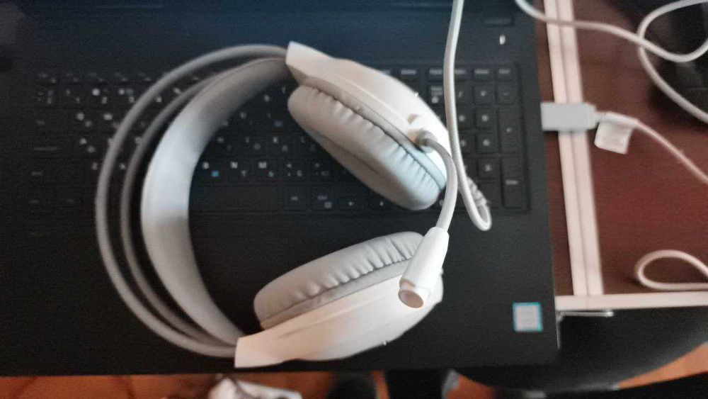 Навушники A4Tech FH300U White
