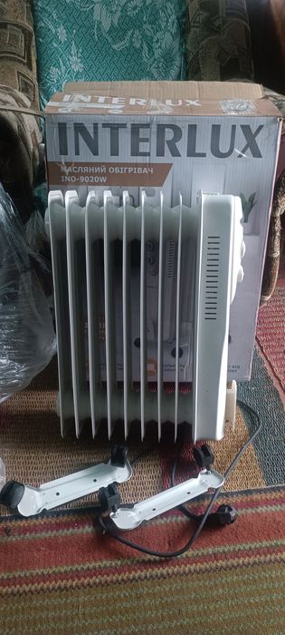 Продам масляний обігрівач Interlux INO-9020W.