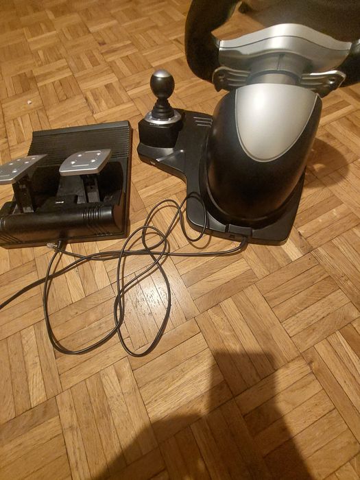 Kierownica w dobrym stanie