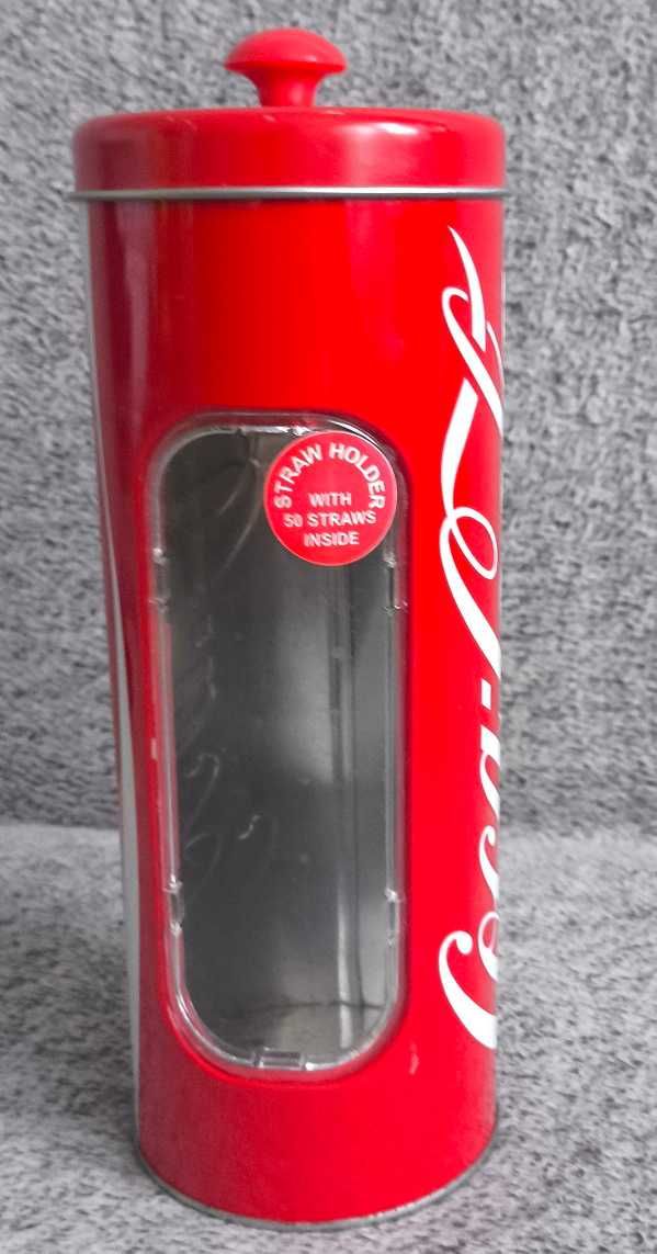 Coca-Cola puszka na słomki