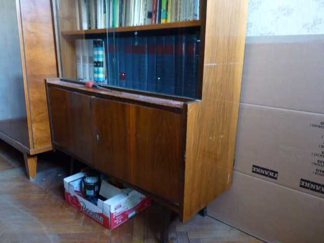 Biblioteczka ( sześciolatka ) w Twardogórze spół. pracy stolarzy