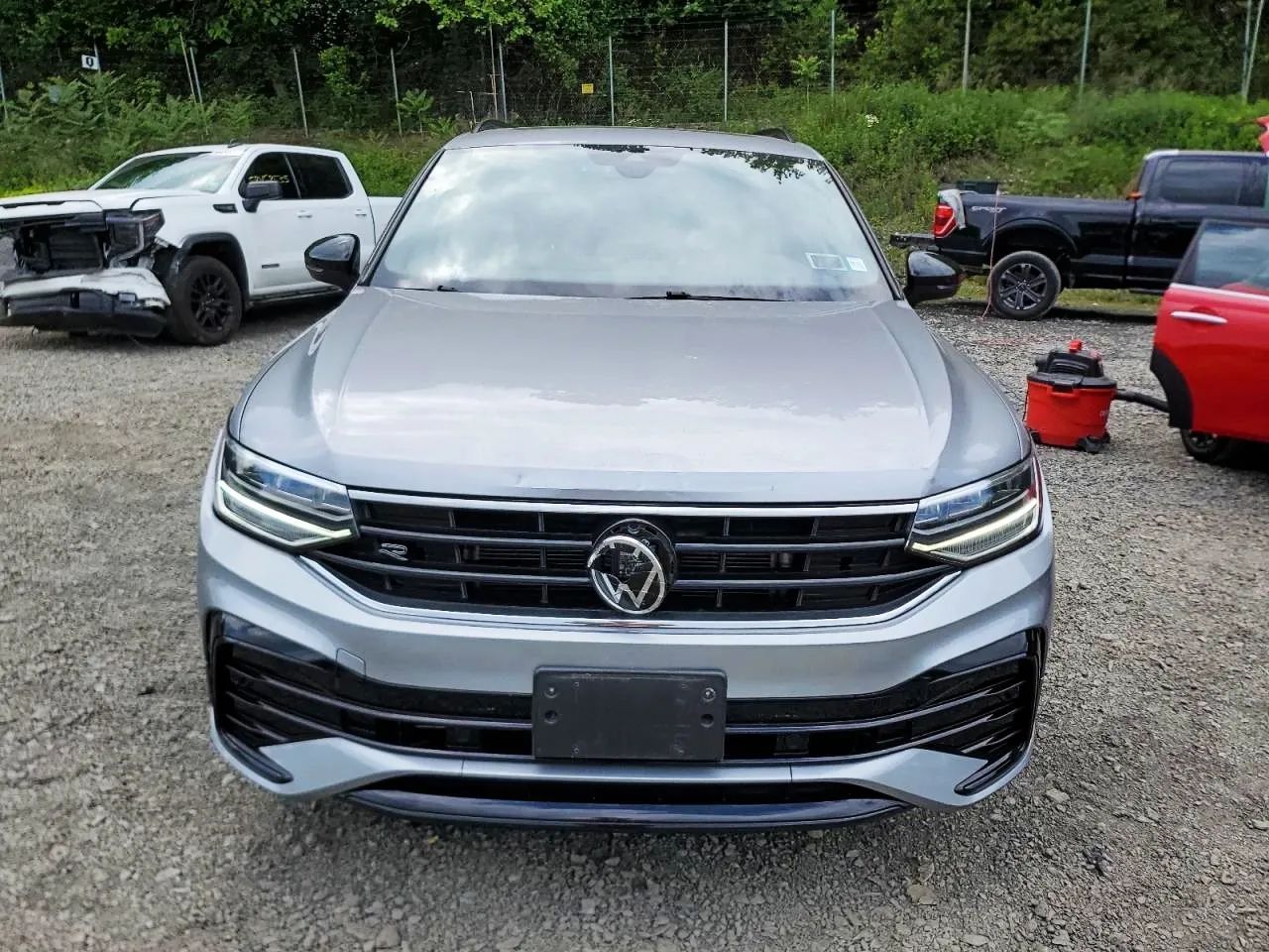 Volkswagen Tiguan 2.0L AWD Automat R-Line