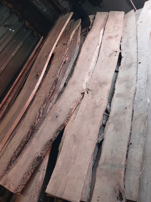 Дуб дошка суха необрізна 3 сорт