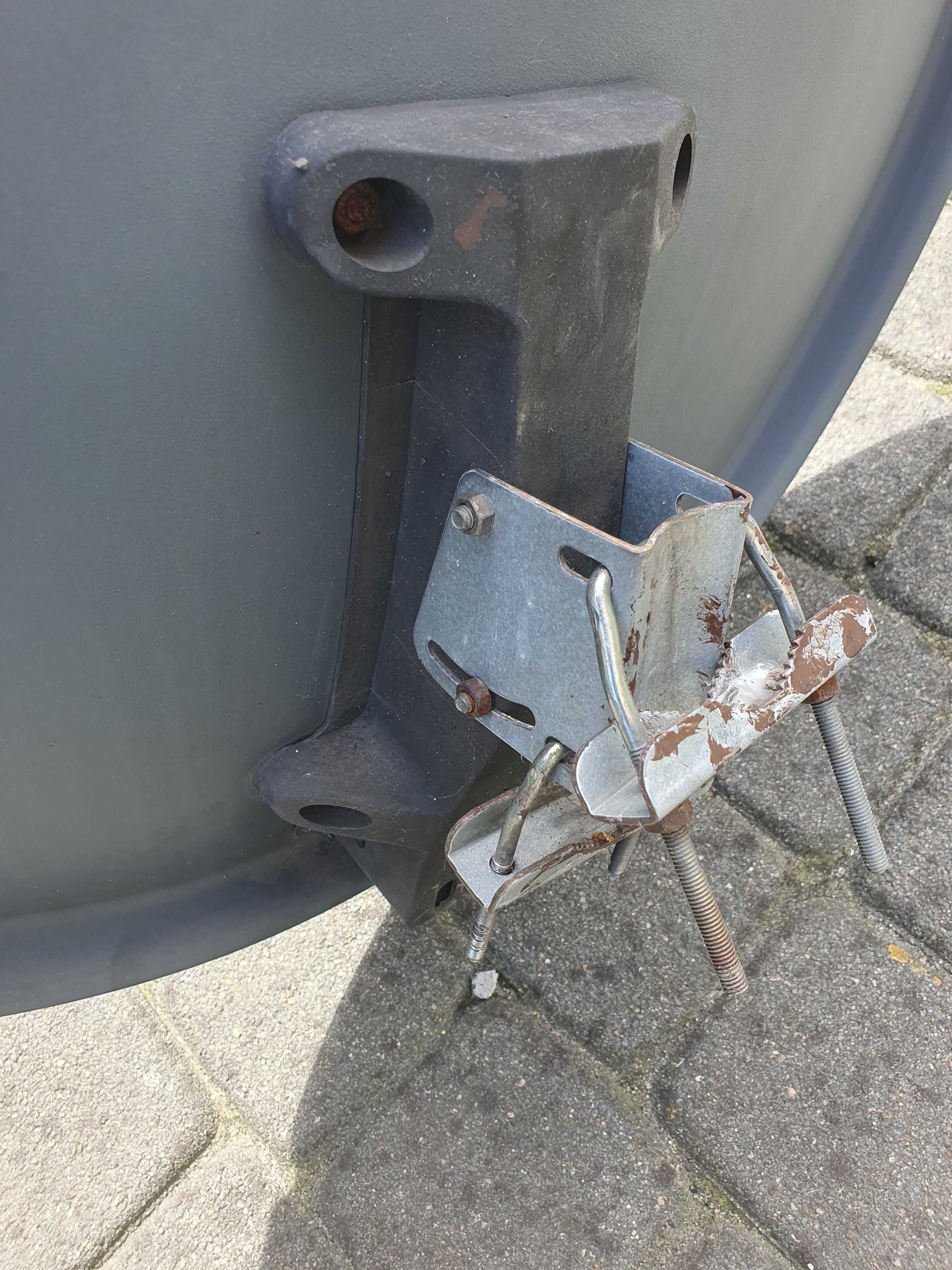 Antena Cyfrowego Polsatu z konwerterem