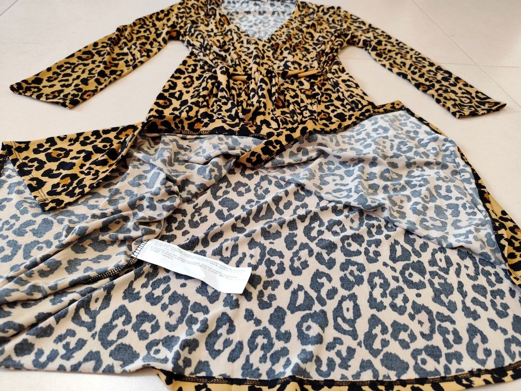 Vestido aberto de padrão leopardo - Mango (Tam. L)