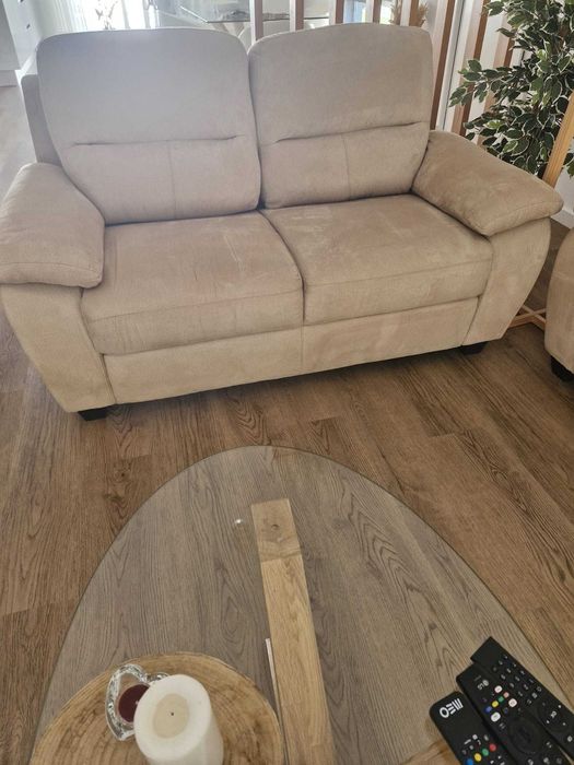 Conjunto de sofás de 3 lugares e 2 lugares