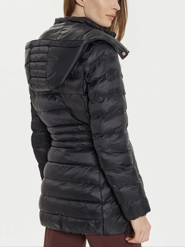Пуховик Emporio Armani EA7 новый