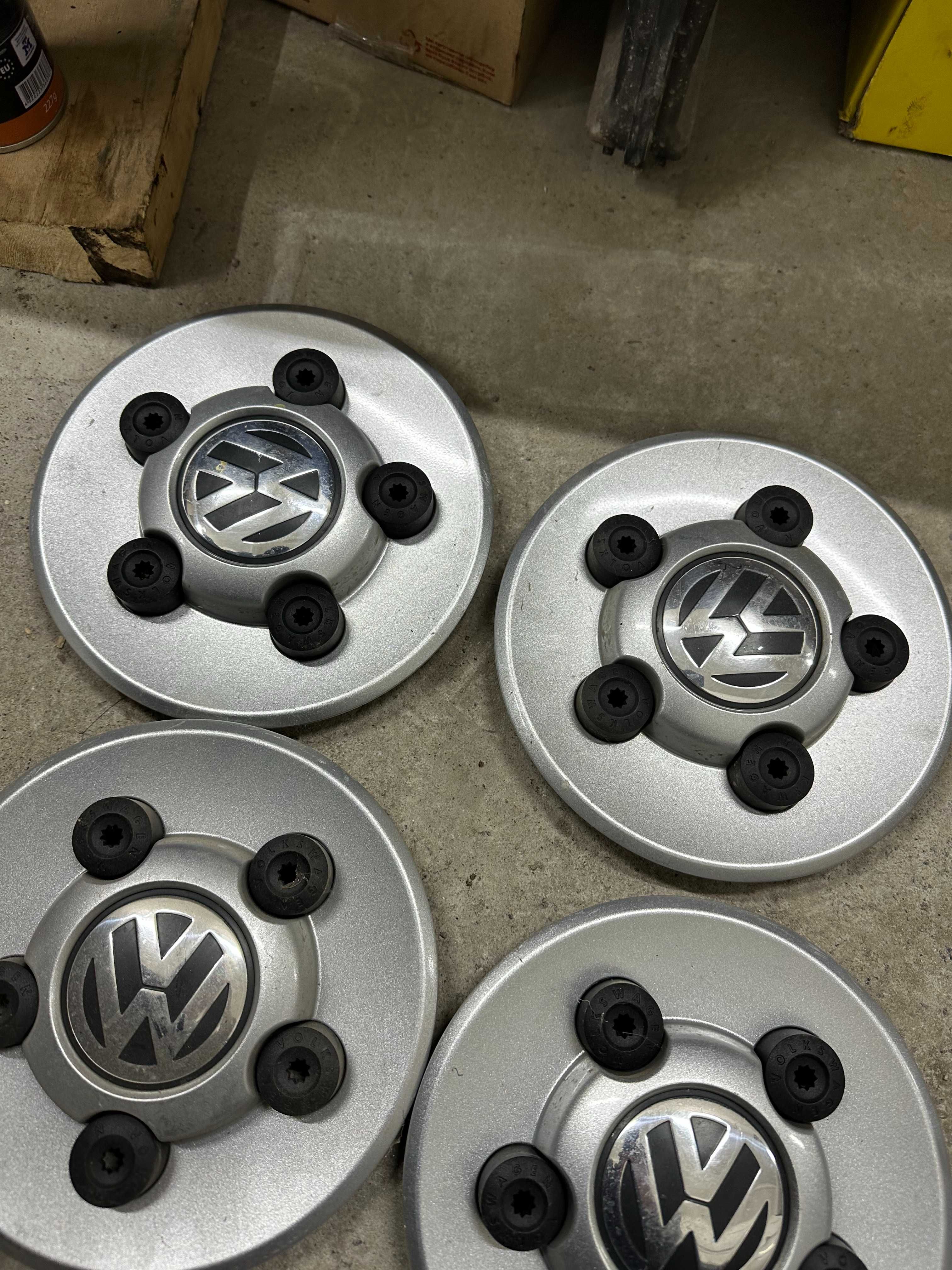 Ковпачки на диск Multivan Caravella T5 T6 5x120 7L6601147 R16