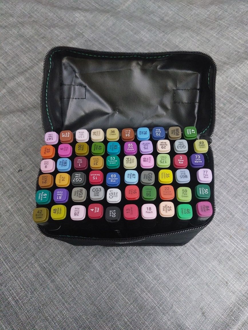 Pack 60 canetas. NOVO