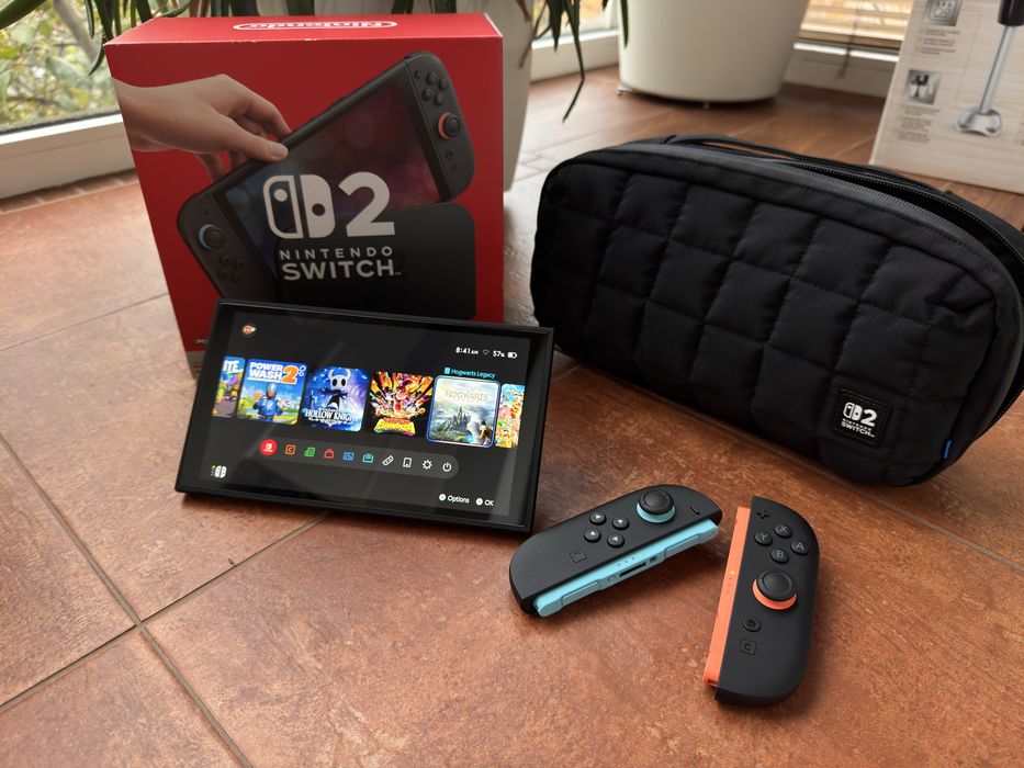 Nintendo Switch 2 + акаунт + чохол HORI