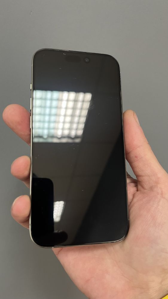 iPhone 15Pro 256gb eSim Black Titanium neverlock