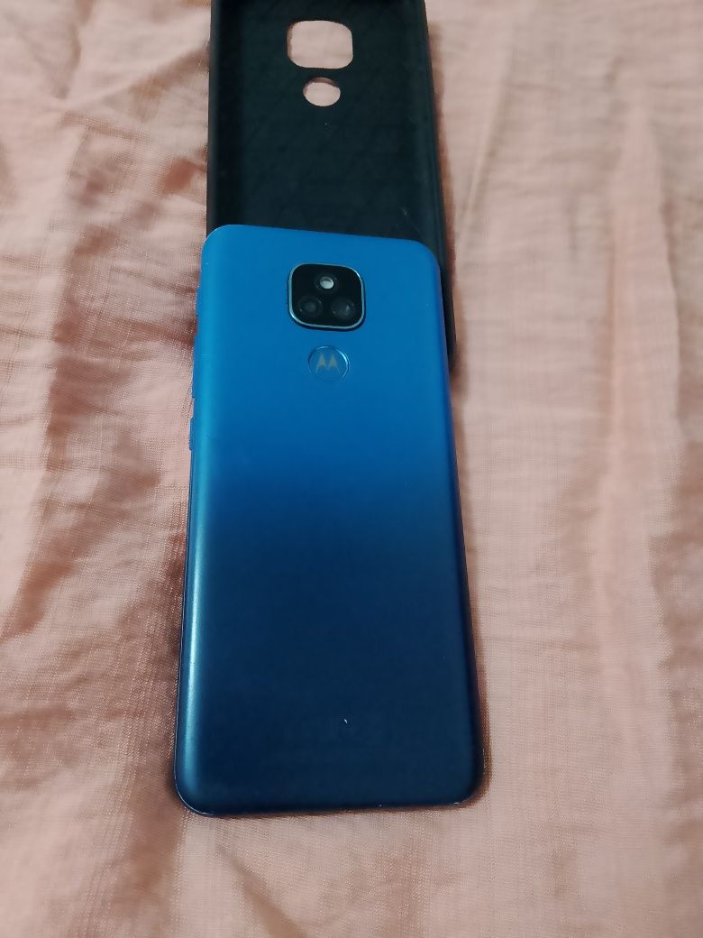 Sprzedam Motorola e7 plus