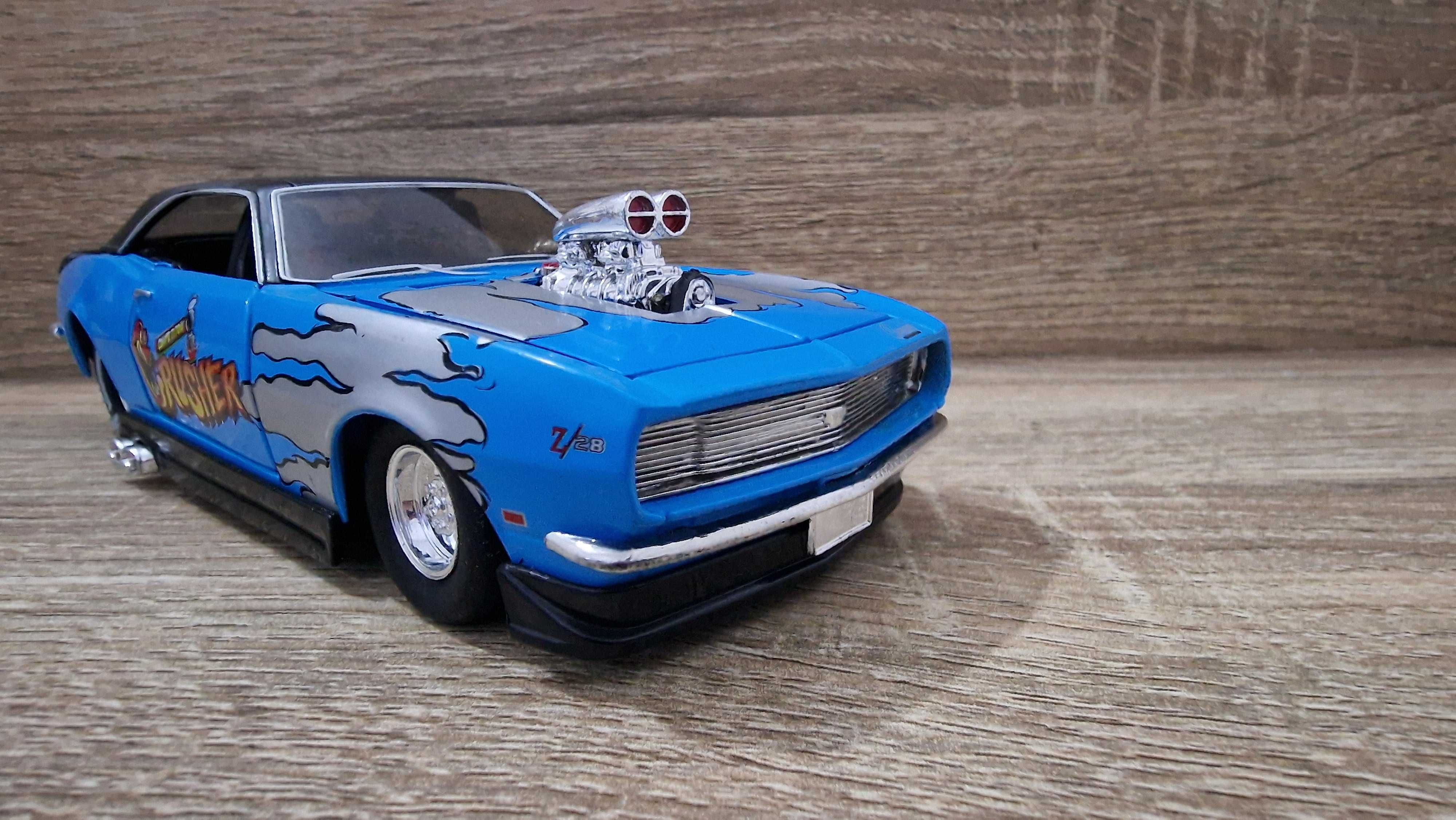 Miniatura Chevrolet Camaro SS »1968» 1:24