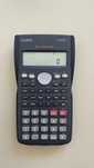 Calculadora Casio fx-82MS