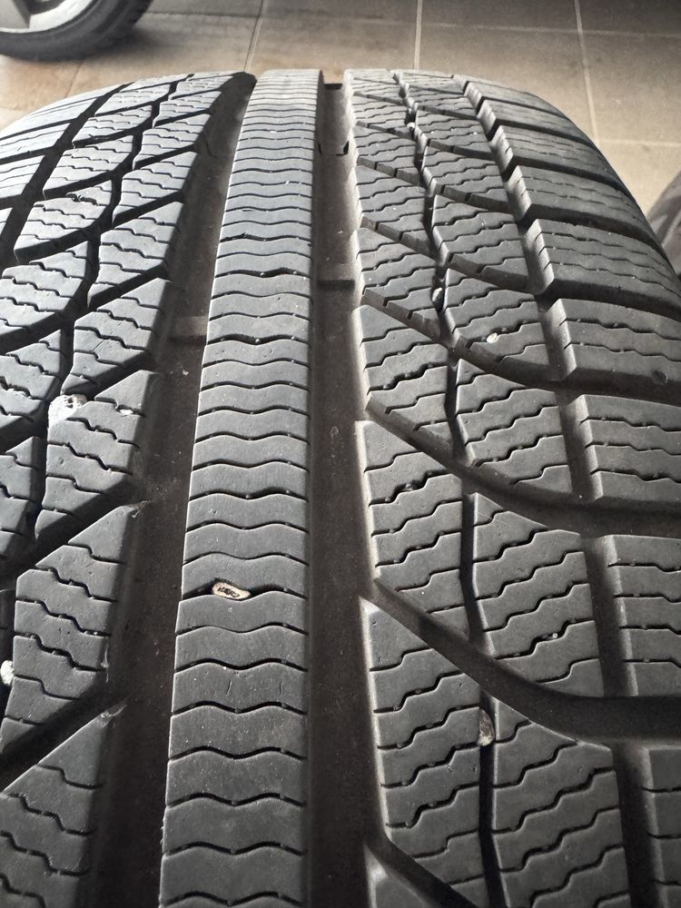 Pneus 205/55R16 94V mistos