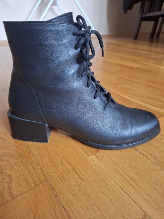Черевички шкіряні осінніі 39 розміру
