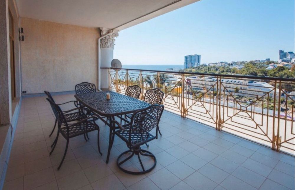 Аркадийский Дворец/2 комнаты раздельные/Терраса с видом на море