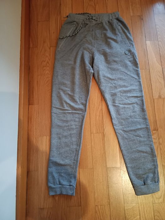 Lote de 9 peças de roupa de rapaz 11-12 anos