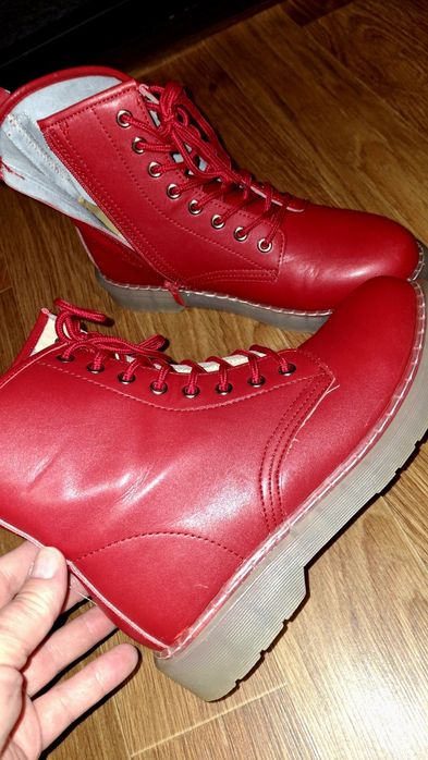 Продам, новые женские КОЖАНЫЕ ботиночки. Турция