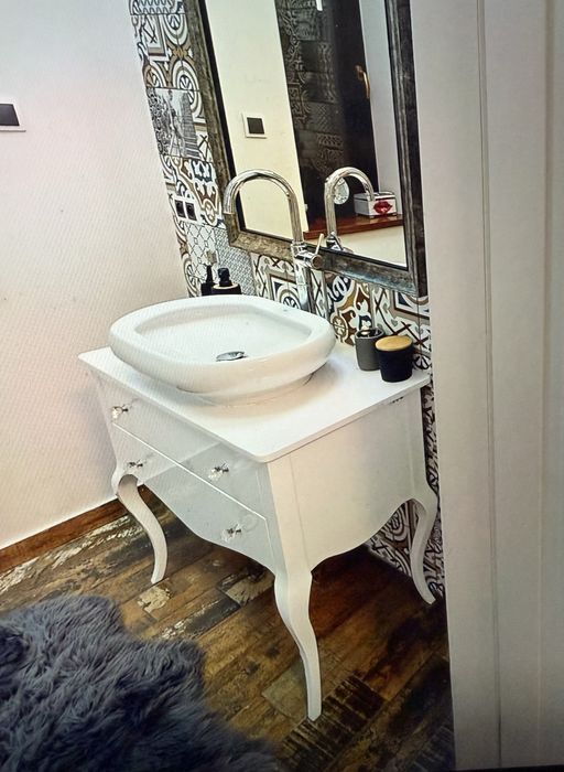 Szafka umywalkowa +umywalka + bateria