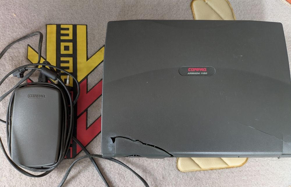 Toshiba Satellite 2100CDS e Compaq Armada 1120