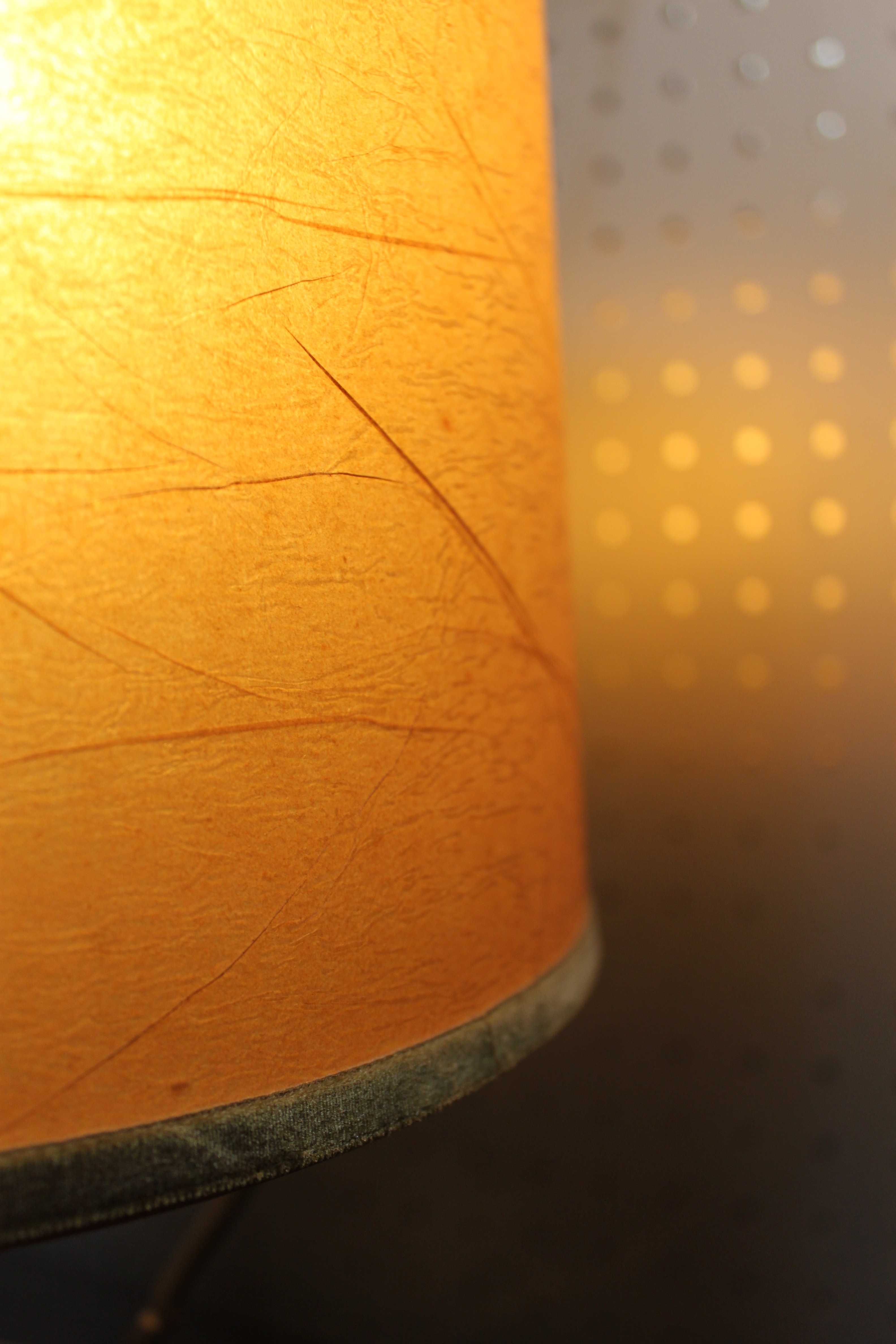 Lampa stojąca, nocna, metalowa, designerska, skórzany abażur, vintage.